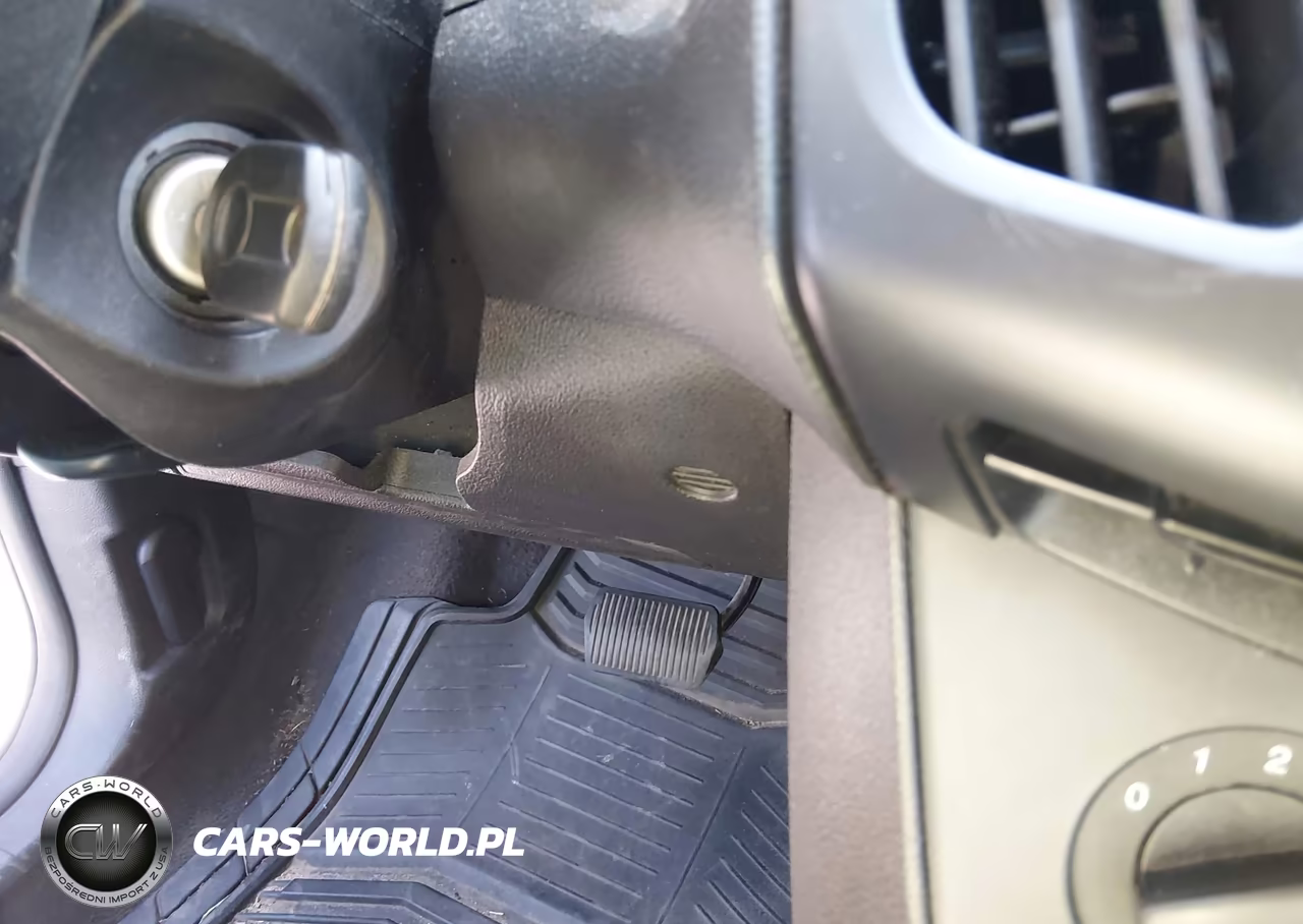 2013 Ford Focus S VIN:1FADP3E27DL297495 - 11