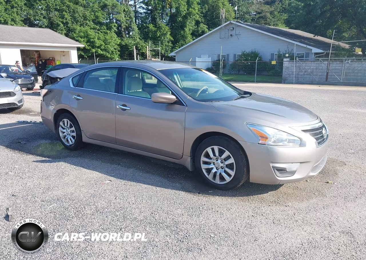2015 Nissan Altima 2.5 S – zdjęcie 1 z 18