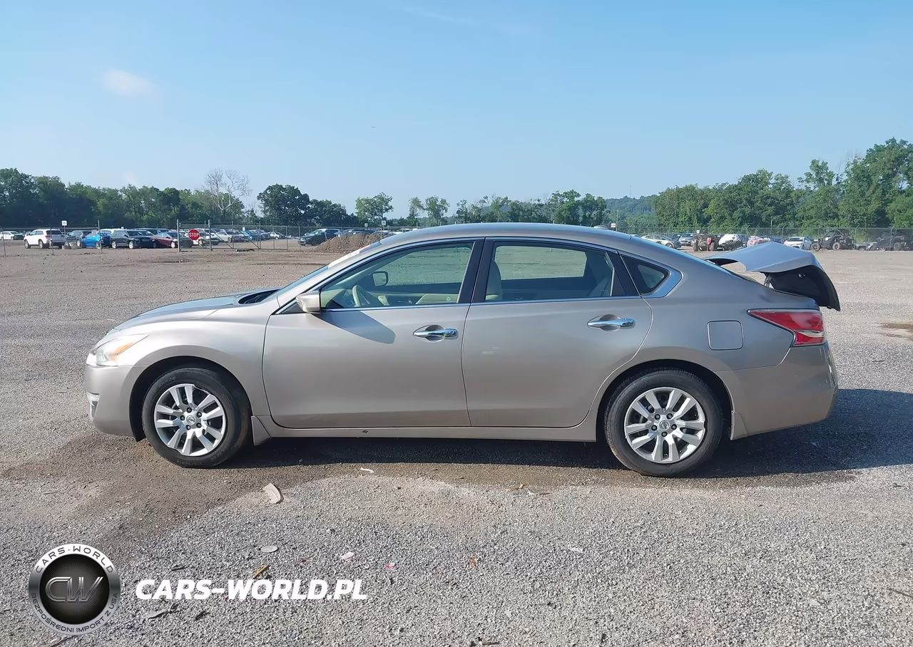 2015 Nissan Altima 2.5 S VIN:1N4AL3AP0FC425255 - 15