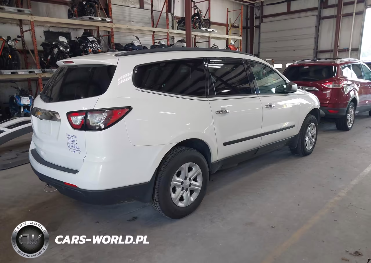 2014 Chevrolet Traverse Ls VIN:1GNKRFED0EJ268696 - 4