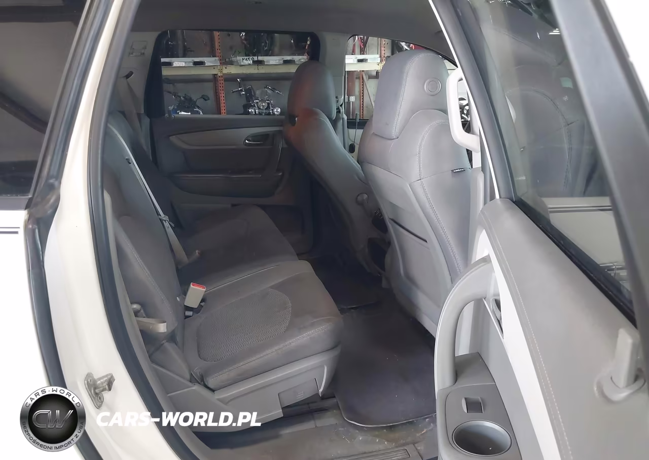 2014 Chevrolet Traverse Ls VIN:1GNKRFED0EJ268696 - 8