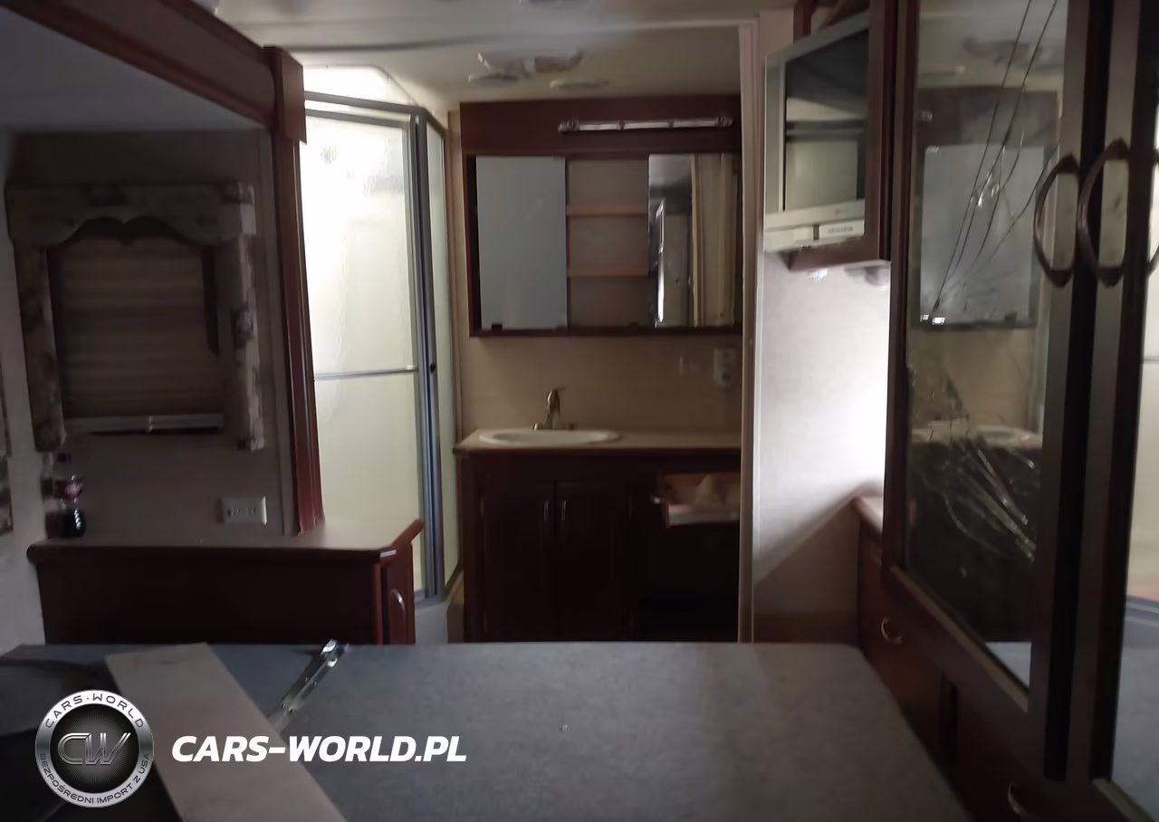 2006 Workhorse Custom Chassis Motorhome Chassis W22 VIN:5B4MP67G263418284 - 13