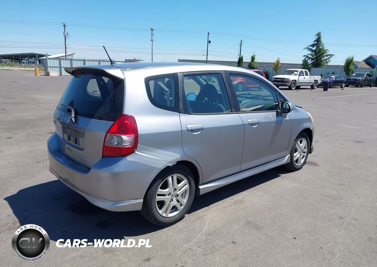 2007 Honda Fit Sport VIN:JHMGD37657S063154 - 4