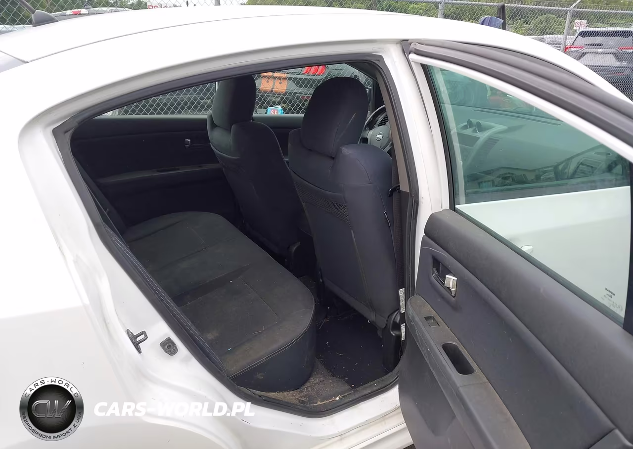 2010 Nissan Sentra Se-R Spec V VIN:3N1CB6AP8AL678766 - 8