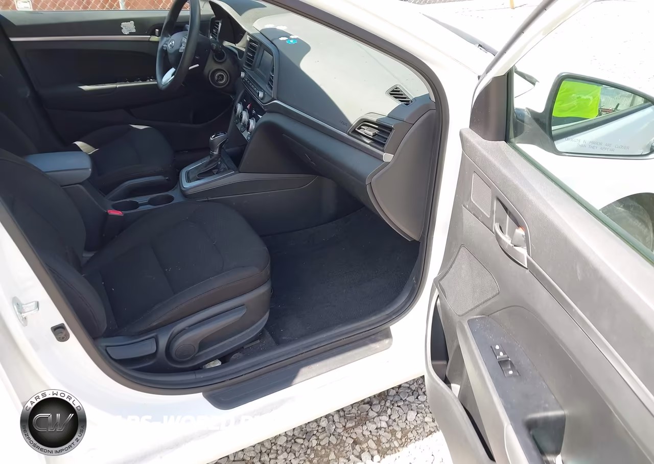 2019 Hyundai Elantra Se VIN:5NPD74LF0KH486562 - 5