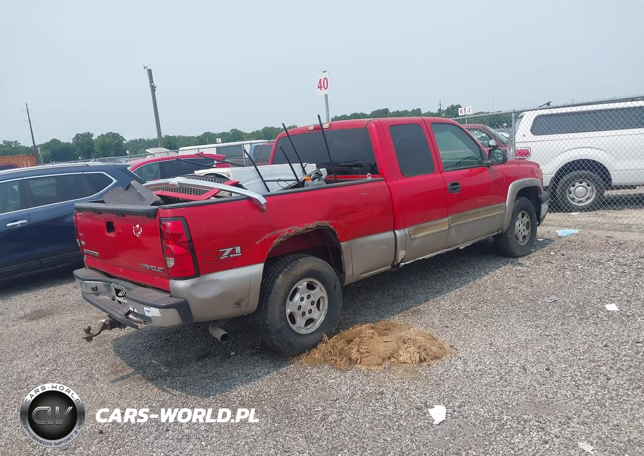 2003 Chevrolet Silverado 1500 Ls VIN:2GCEK19T031310032 - 4