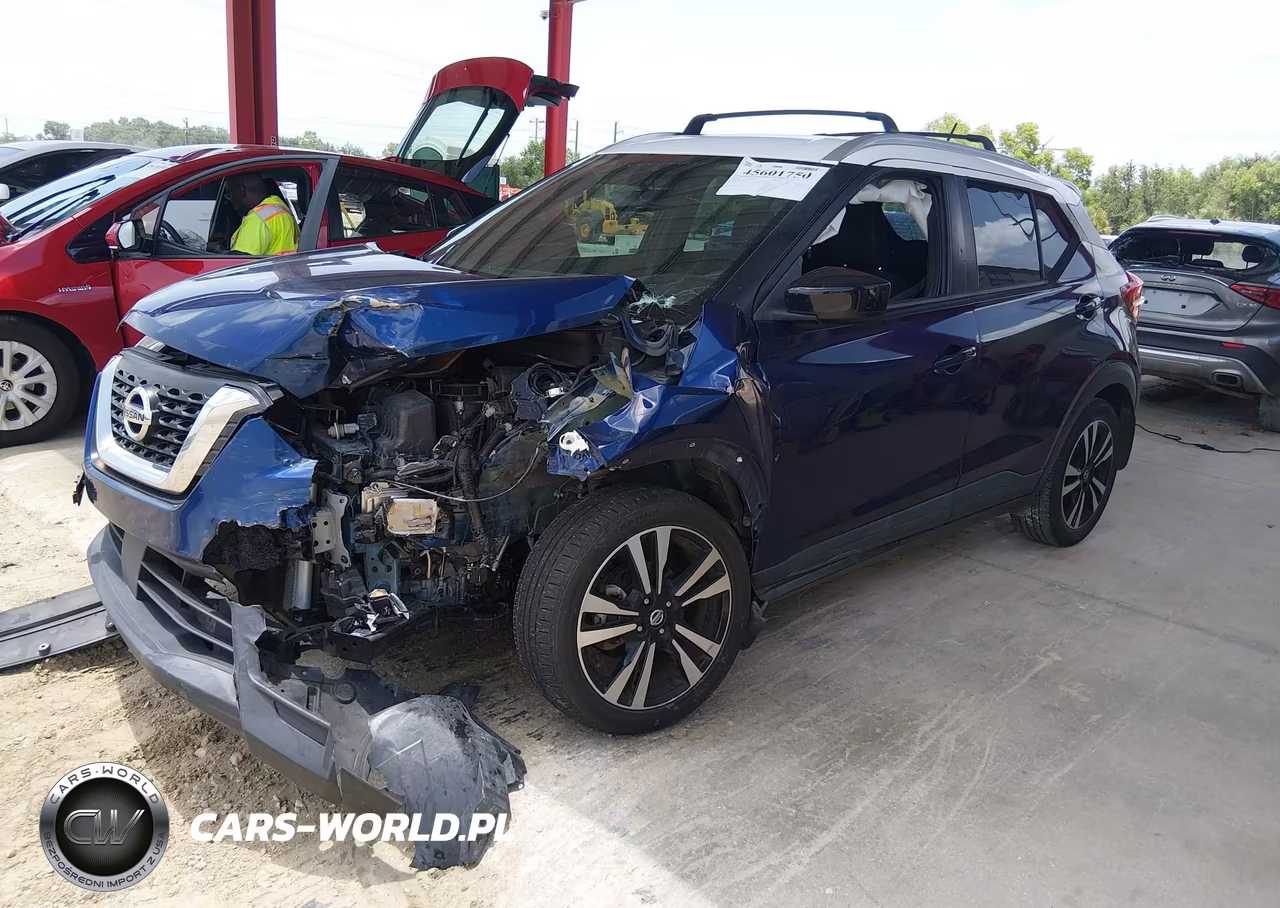 2020 Nissan Kicks Sv Xtronic Cvt VIN:3N1CP5CV1LL556244 - 2