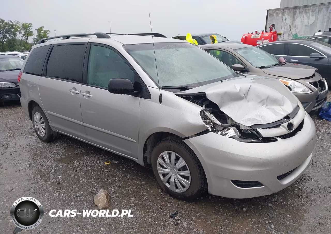 2010 Toyota Sienna Le