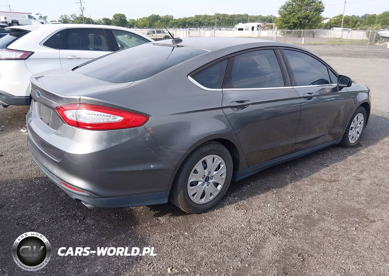 2014 Ford Fusion S VIN:1FA6P0G76E5351441 - 4
