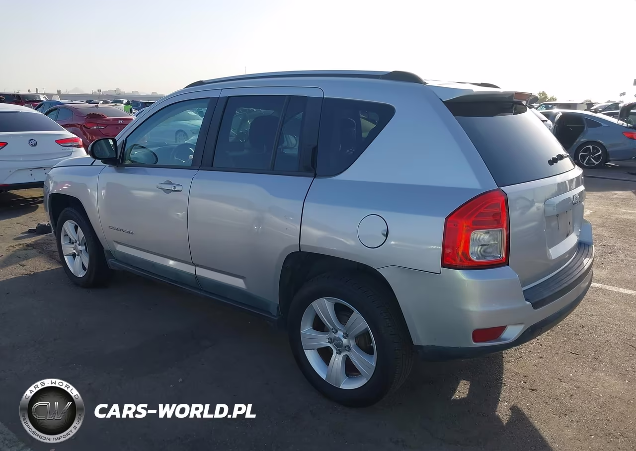 2011 Jeep Compass VIN:1J4NT1FB2BD248641 - 3