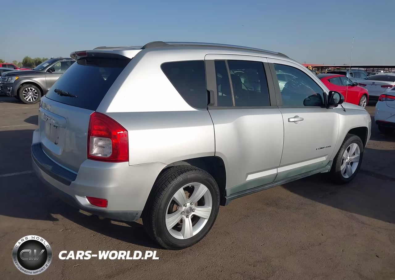 2011 Jeep Compass VIN:1J4NT1FB2BD248641 - 4