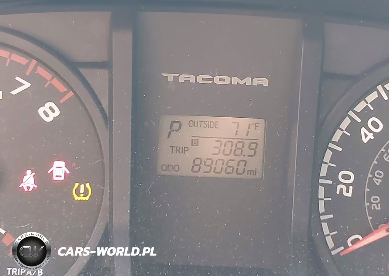 2017 Toyota Tacoma Sr VIN:5TFAX5GN1HX087702 - 16