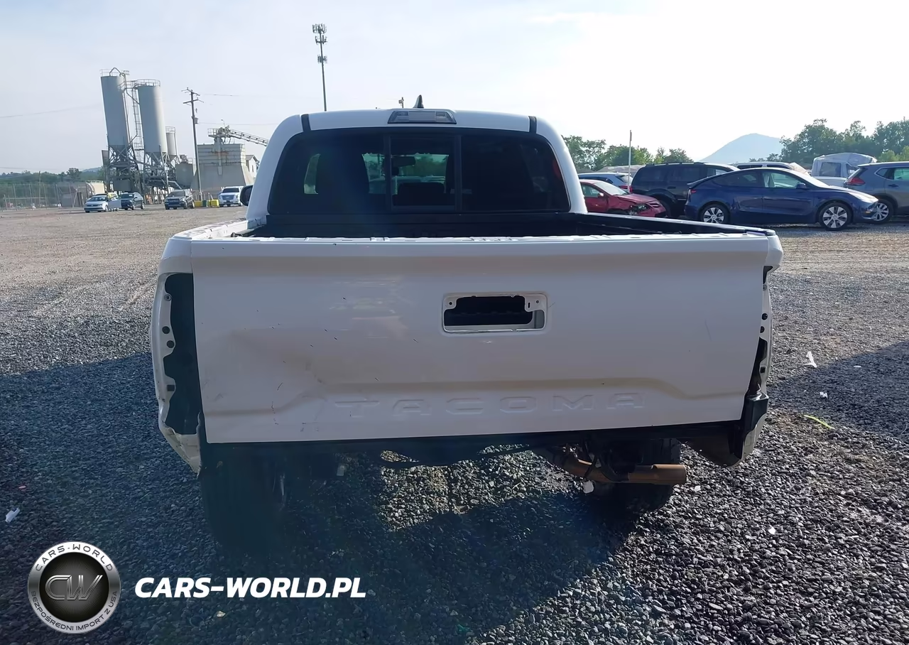 2017 Toyota Tacoma Sr VIN:5TFAX5GN1HX087702 - 17