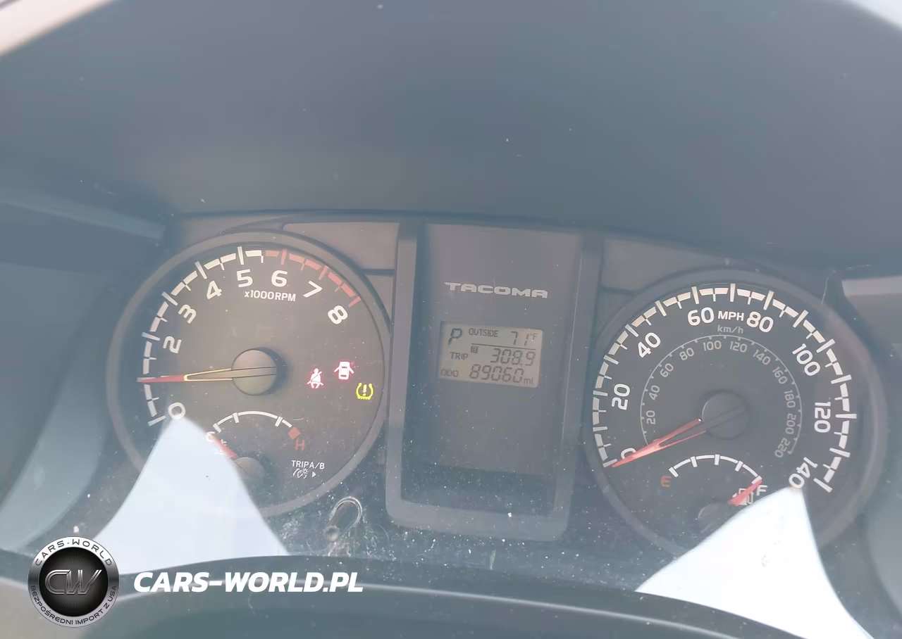 2017 Toyota Tacoma Sr VIN:5TFAX5GN1HX087702 - 7