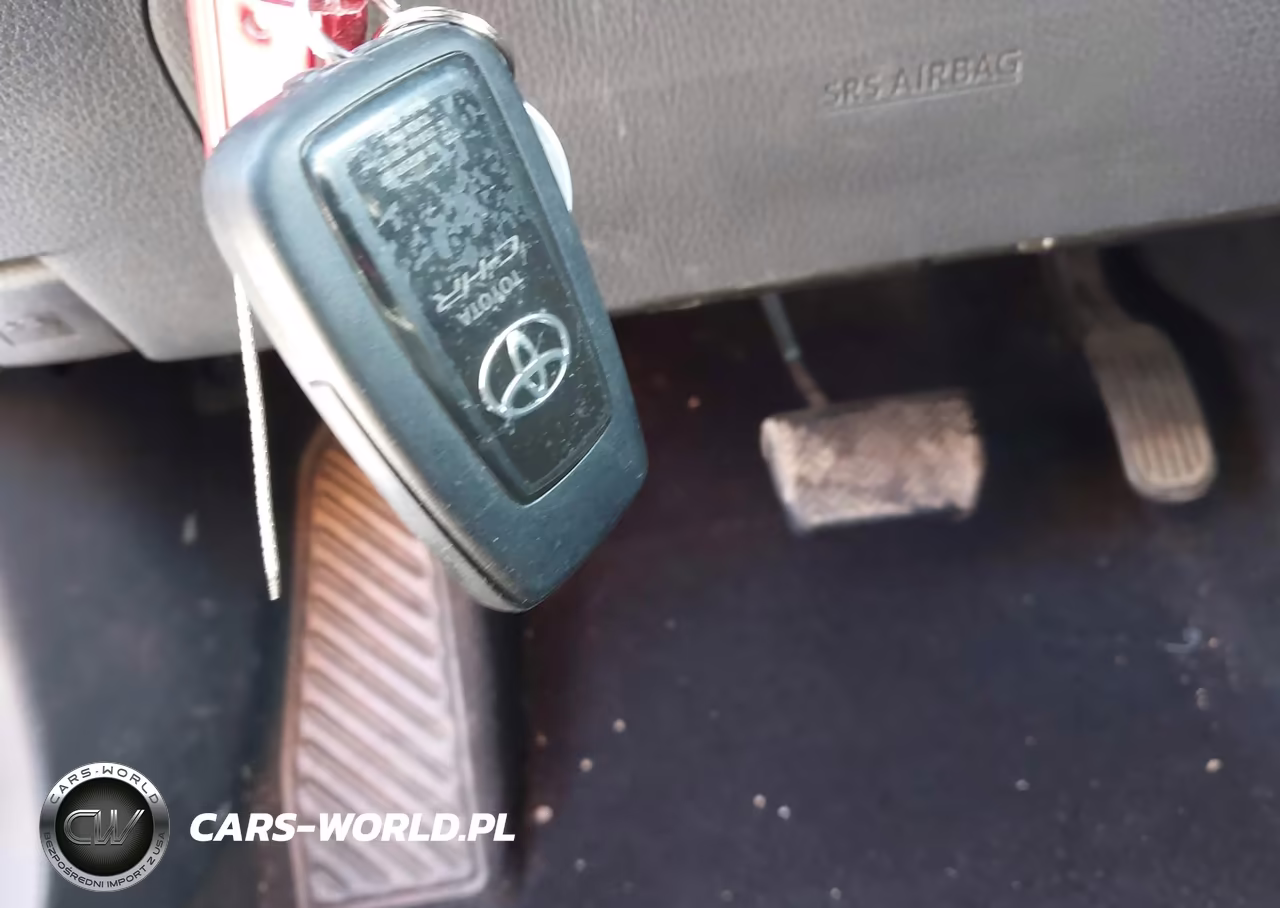 2022 Toyota C-Hr Limited VIN:NMTKHMBX4NR146780 - 11