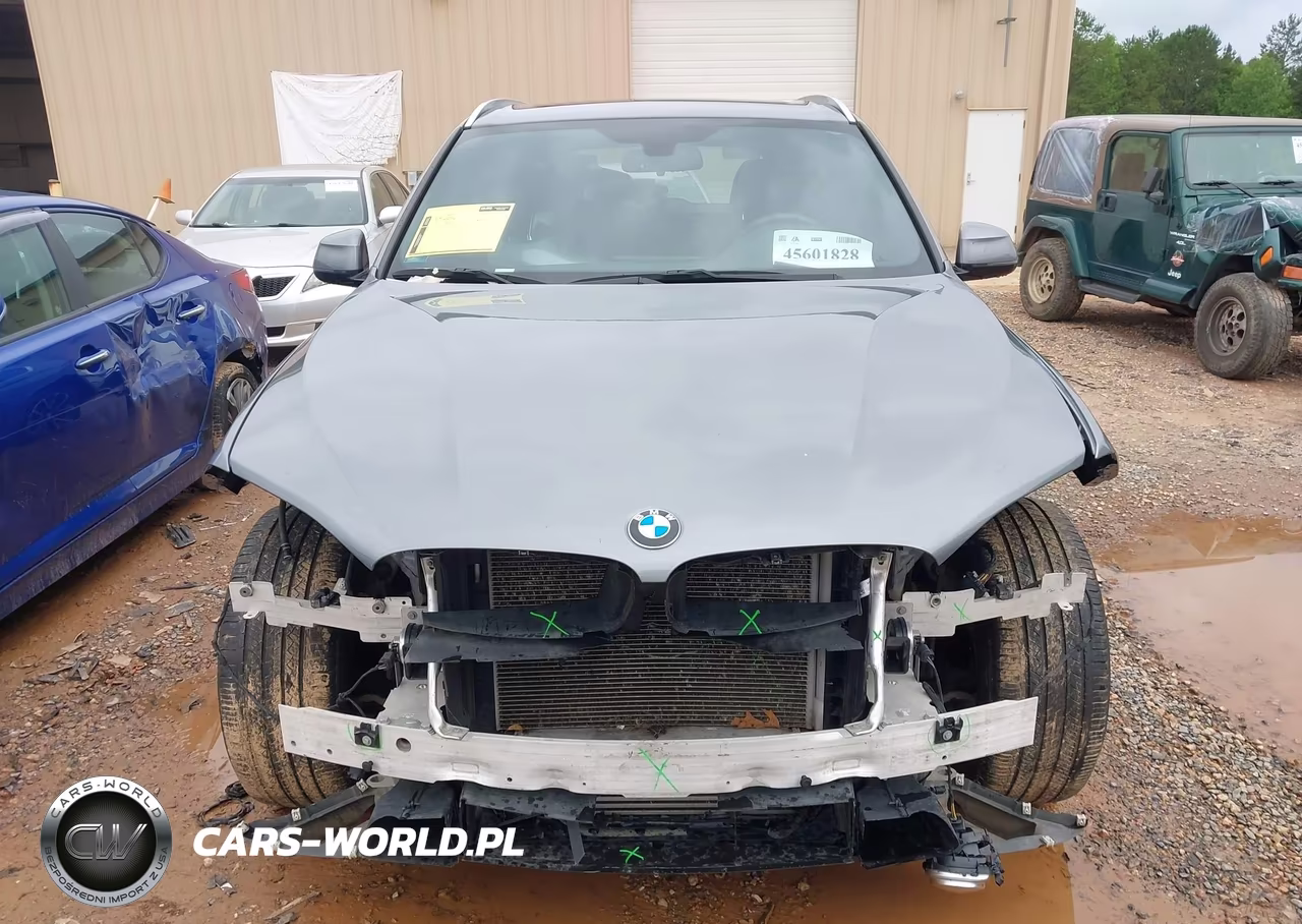 2017 BMW X5 xDrive35I VIN:5UXKR0C34H0V80349 - 12