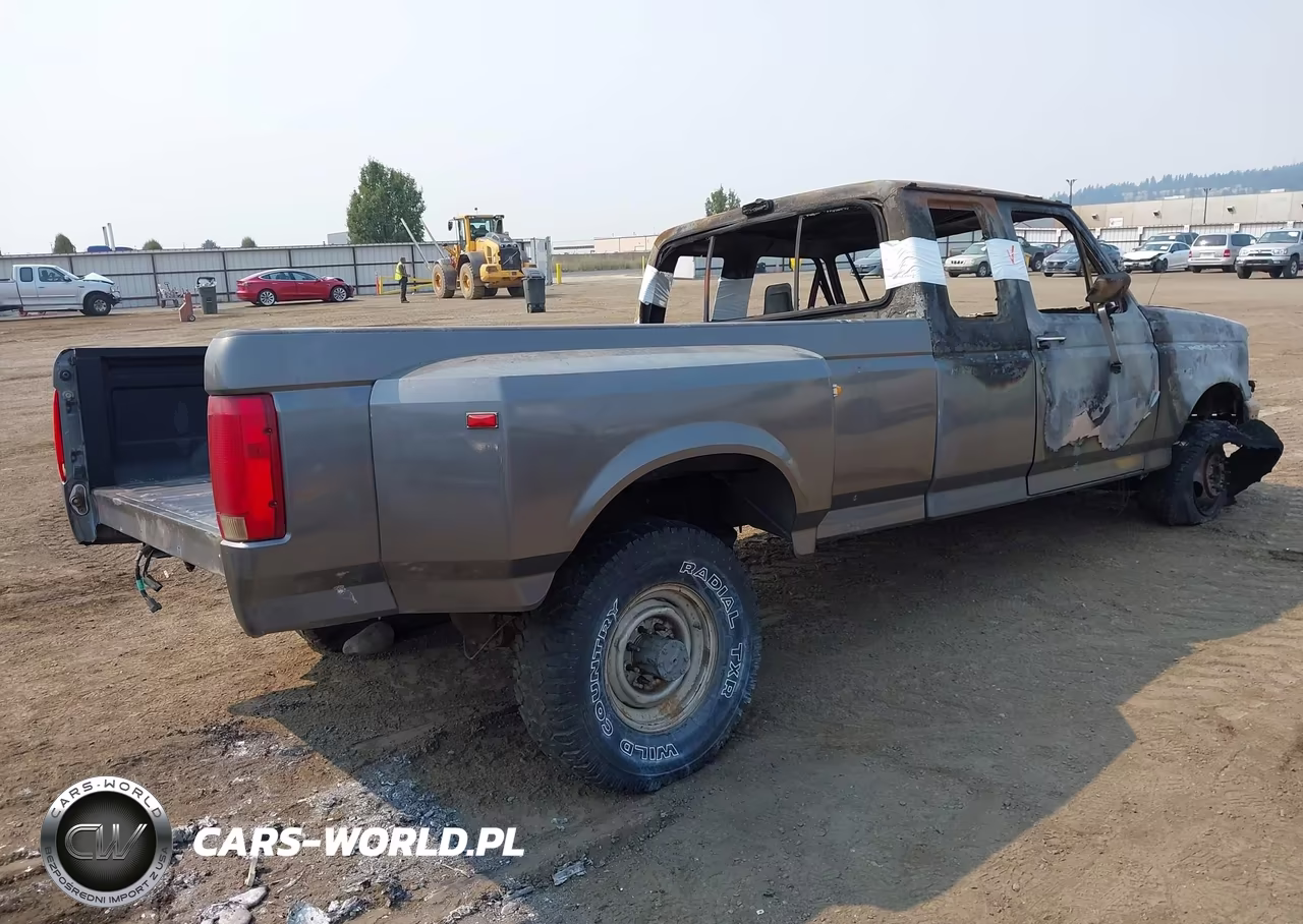 1993 Ford F350 VIN:1FTJX35G1PKA32820 - 4