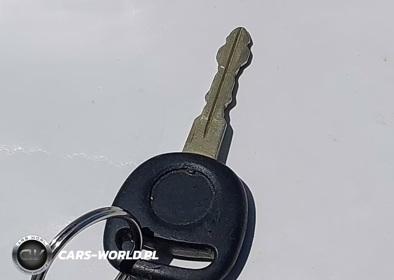 2000 Cadillac Escalade Standard VIN:1GYEK63R2YR221257 - 11