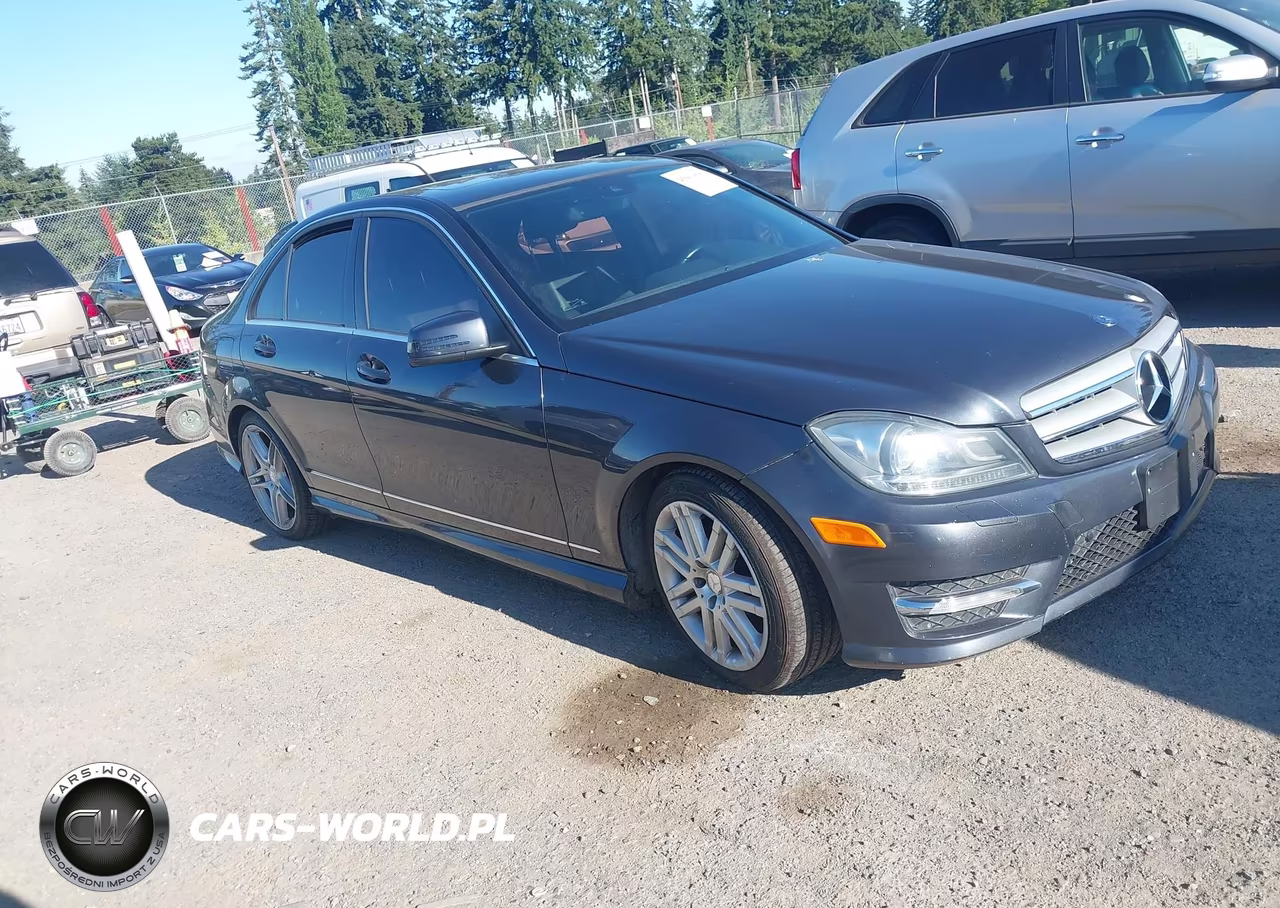 2013 Mercedes-Benz C 250 Sport