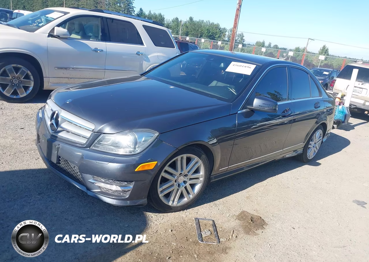 2013 Mercedes-Benz C 250 Sport VIN:WDDGF4HB0DR273781 - 2