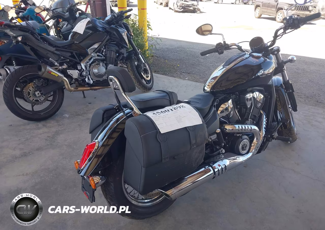 2025 Indian Motorcycle Co. Scout Classic Limited +Tech VIN:56KSCF765S3201403 - 4