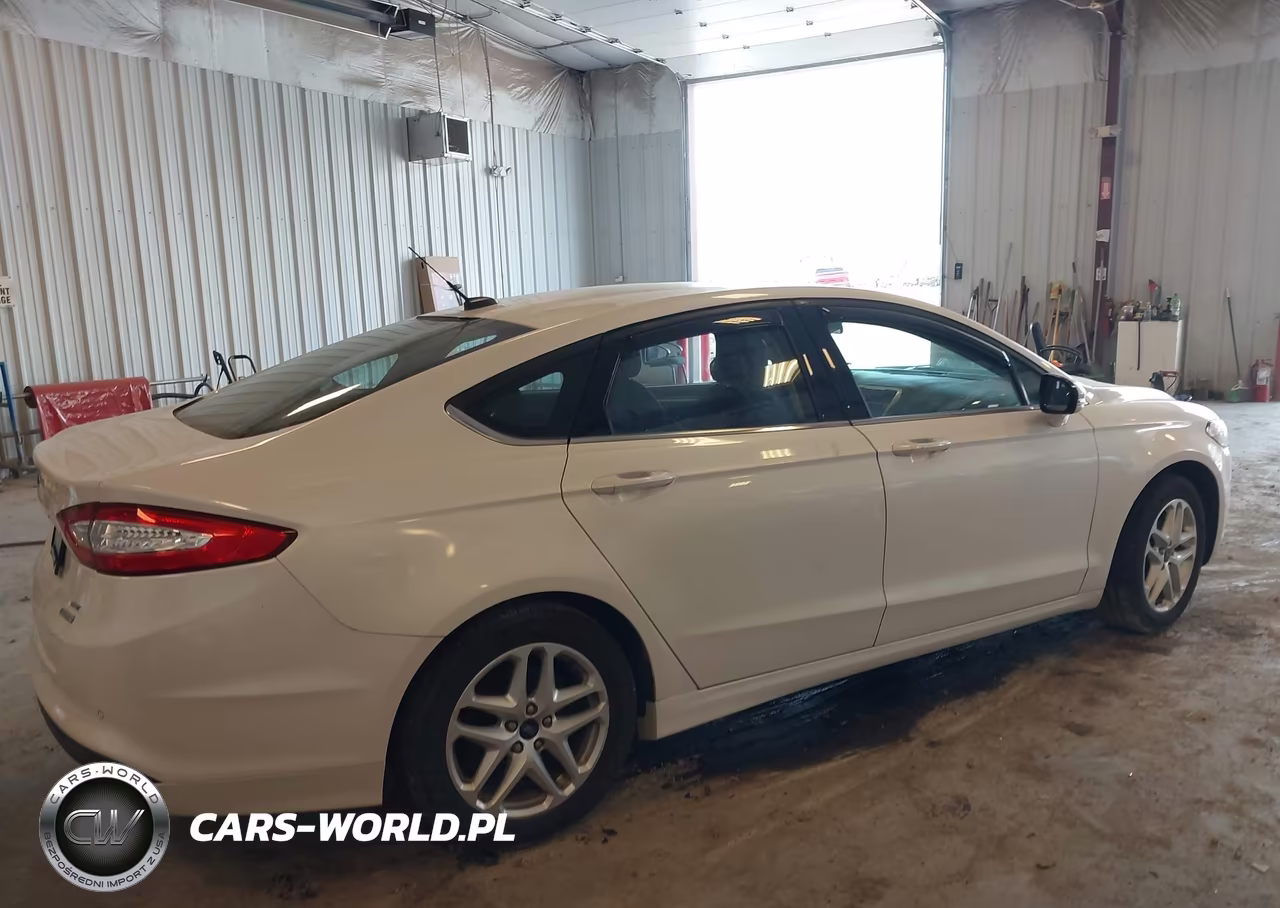 2015 Ford Fusion Se VIN:3FA6P0HD2FR285408 - 4