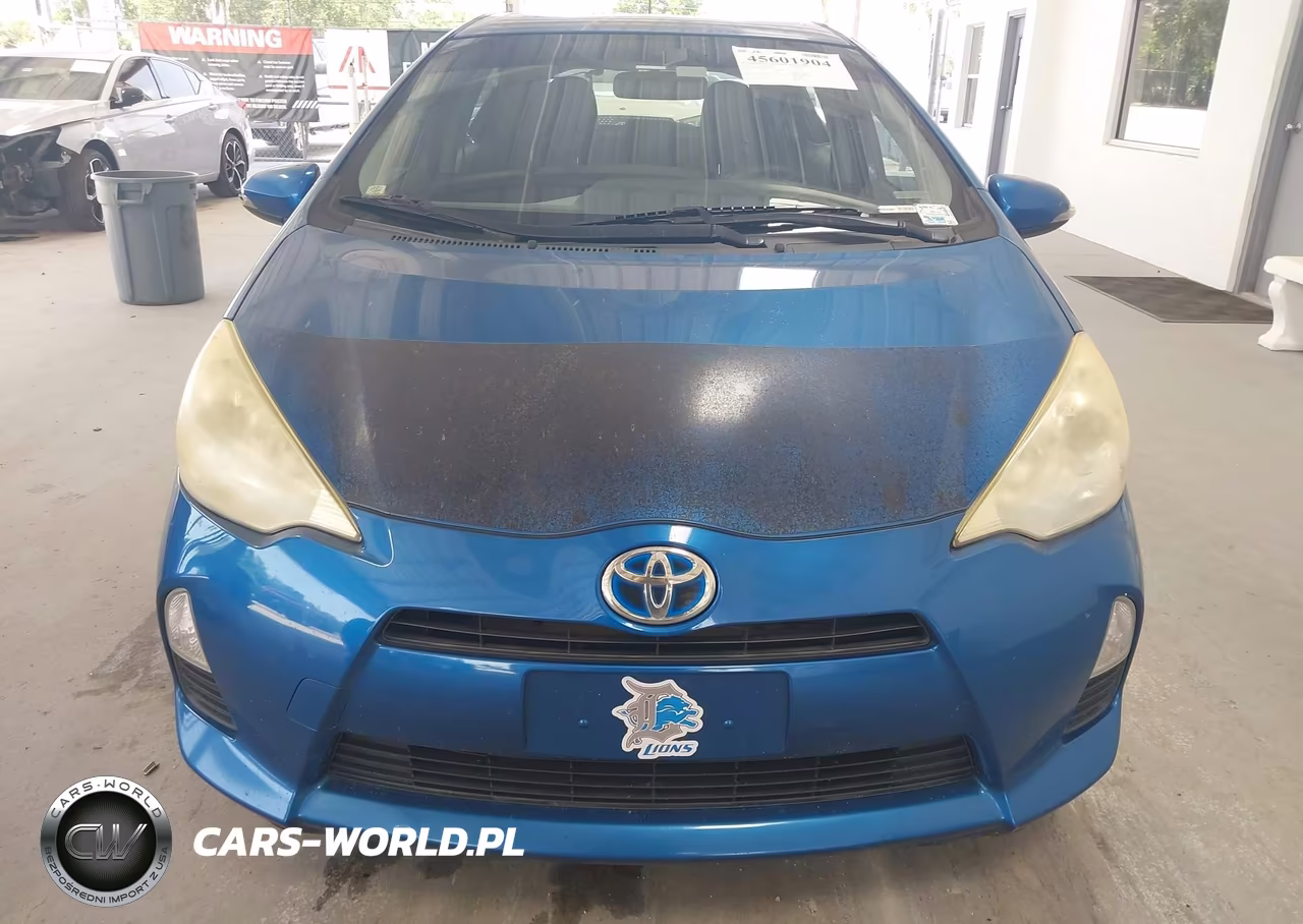 2012 Toyota Prius C Three VIN:JTDKDTB31C1525766 - 12