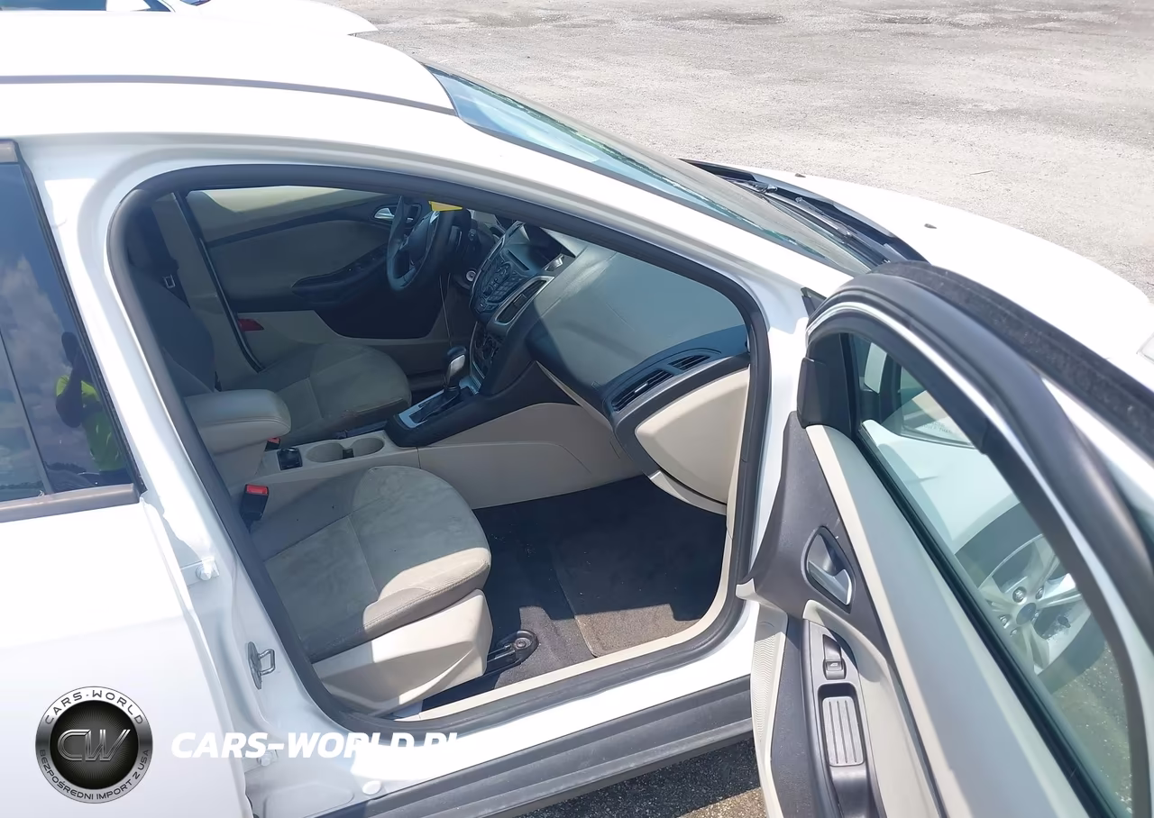 2013 Ford Focus Se VIN:1FADP3K25DL376619 - 5