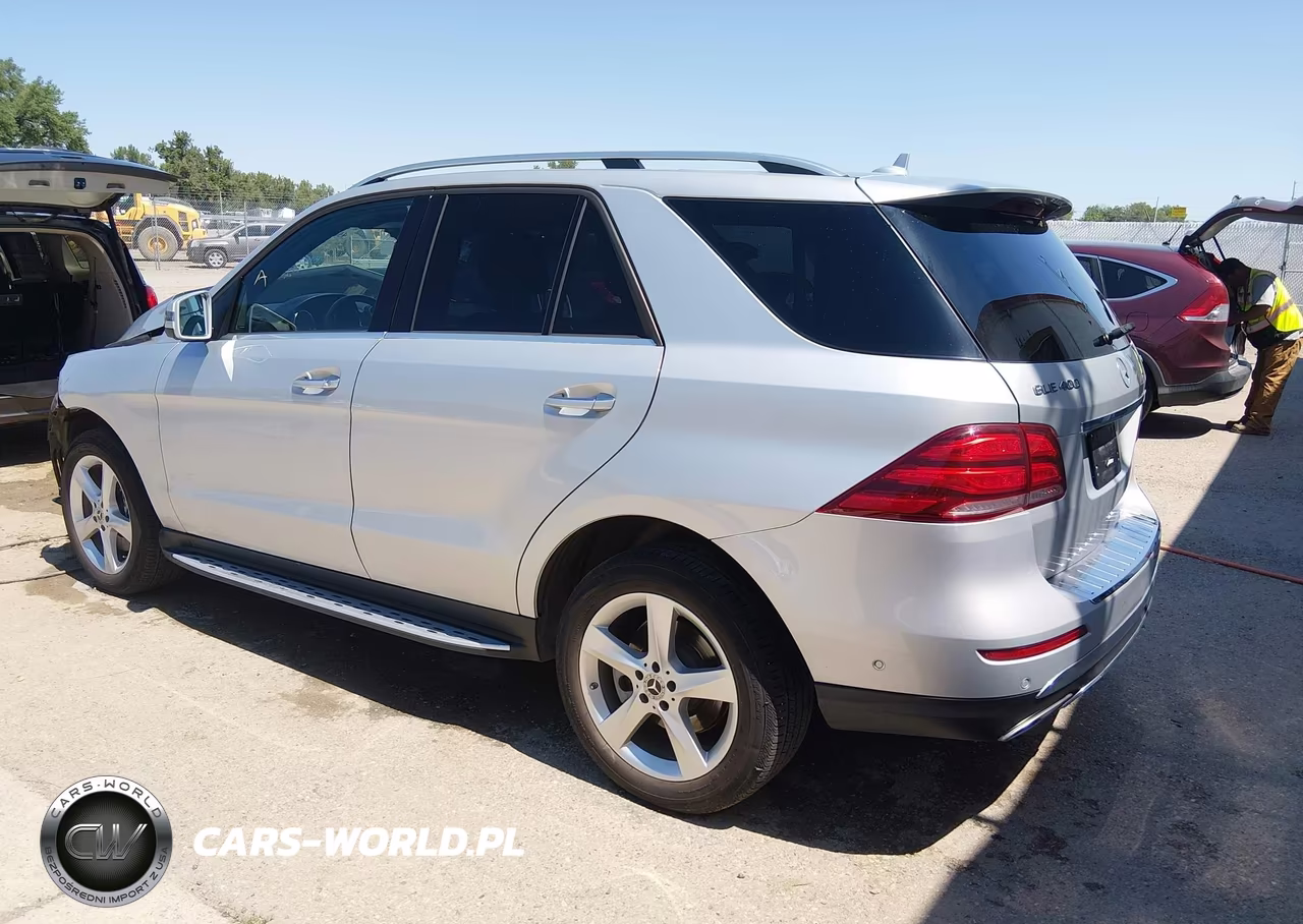 2019 Mercedes-Benz Gle 400 4Matic VIN:4JGDA5GB9KB205872 - 3