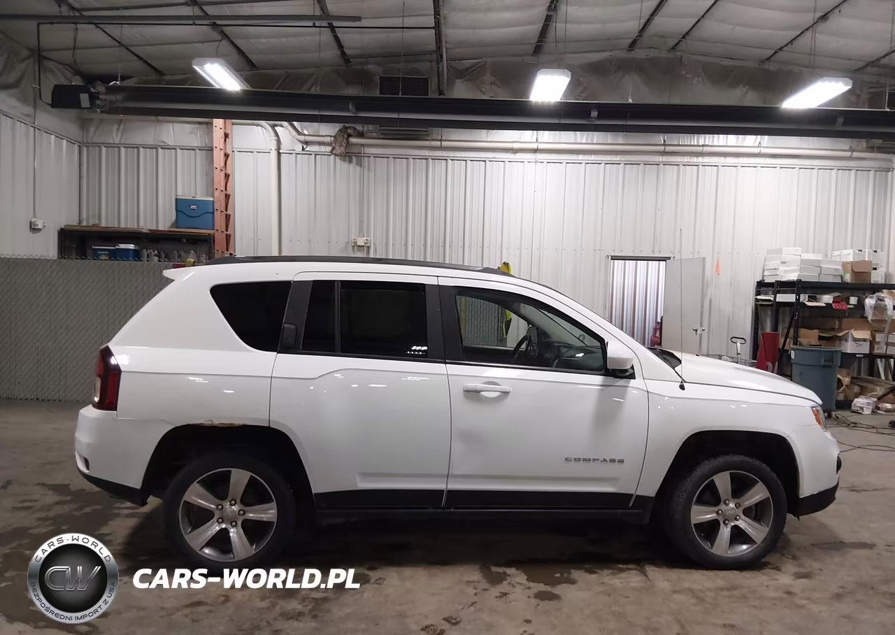 2016 Jeep Compass High Altitude Edition VIN:1C4NJCEA2GD760813 - 13
