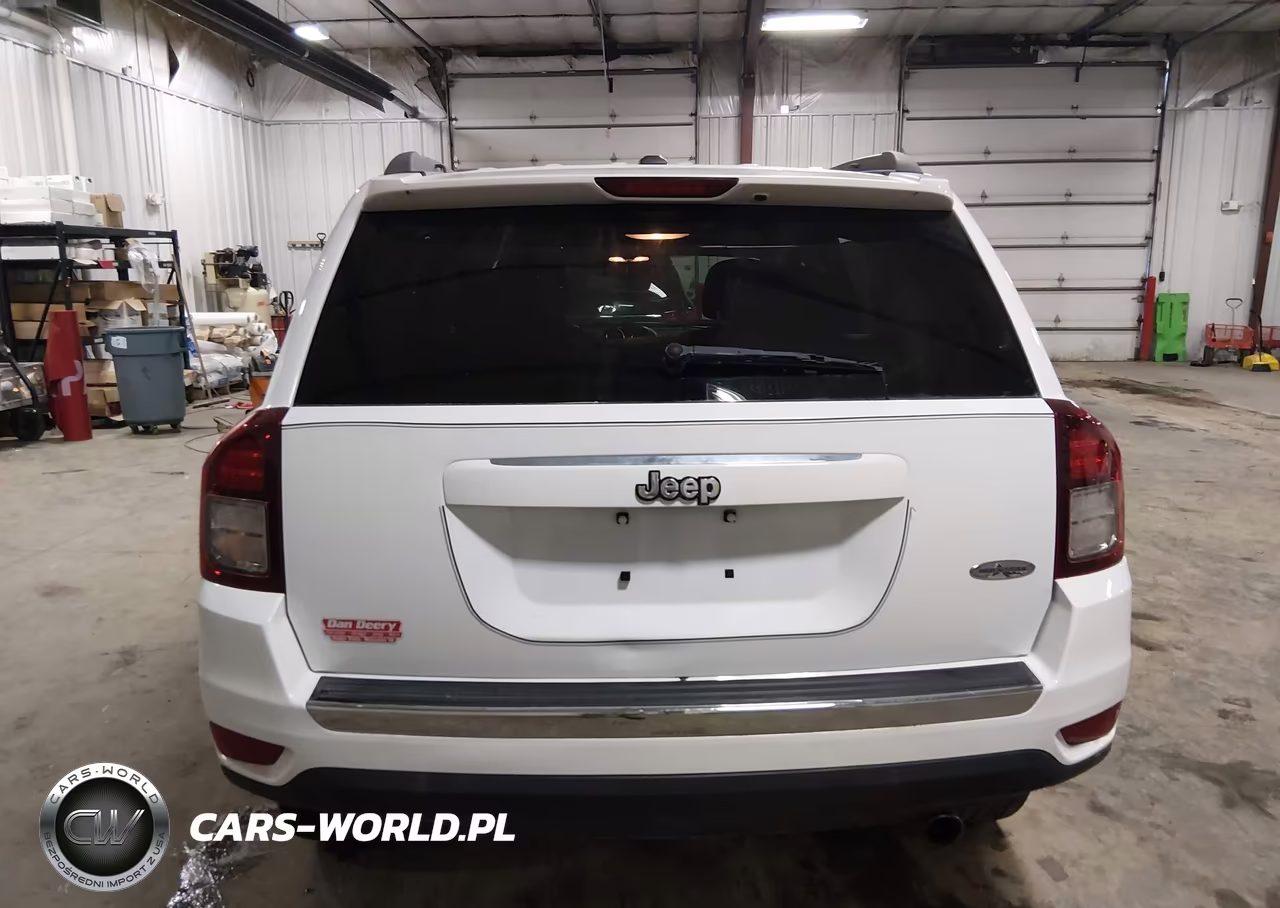 2016 Jeep Compass High Altitude Edition VIN:1C4NJCEA2GD760813 - 16