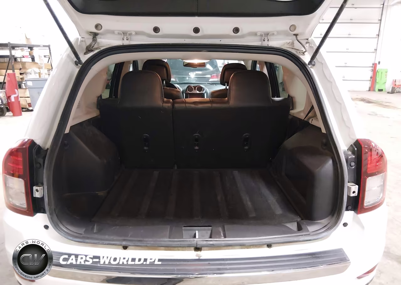 2016 Jeep Compass High Altitude Edition VIN:1C4NJCEA2GD760813 - 17