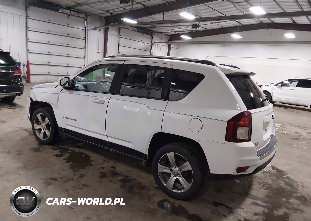 2016 Jeep Compass High Altitude Edition VIN:1C4NJCEA2GD760813 - 3
