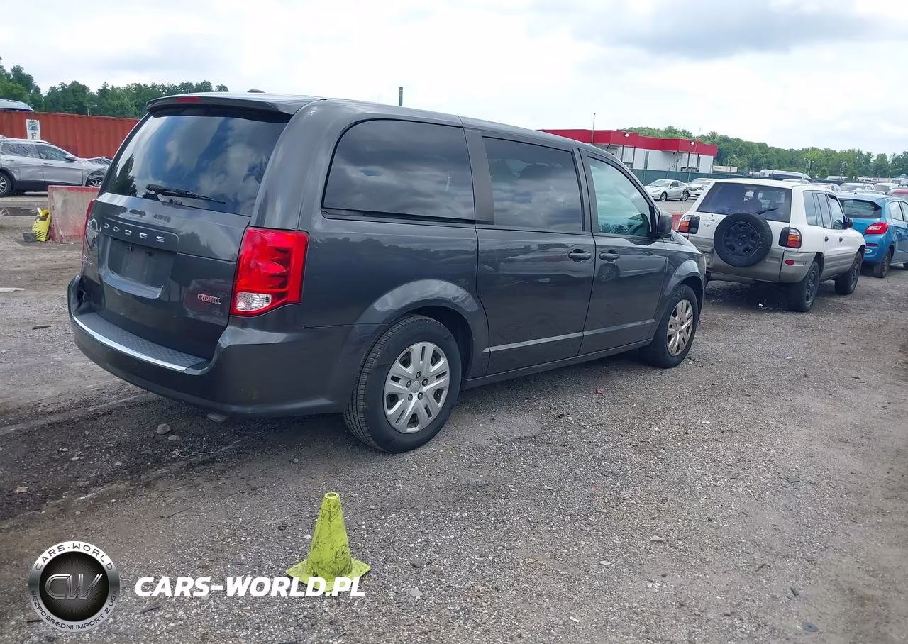 2018 Dodge Grand Caravan Se VIN:2C4RDGBG3JR162923 - 4