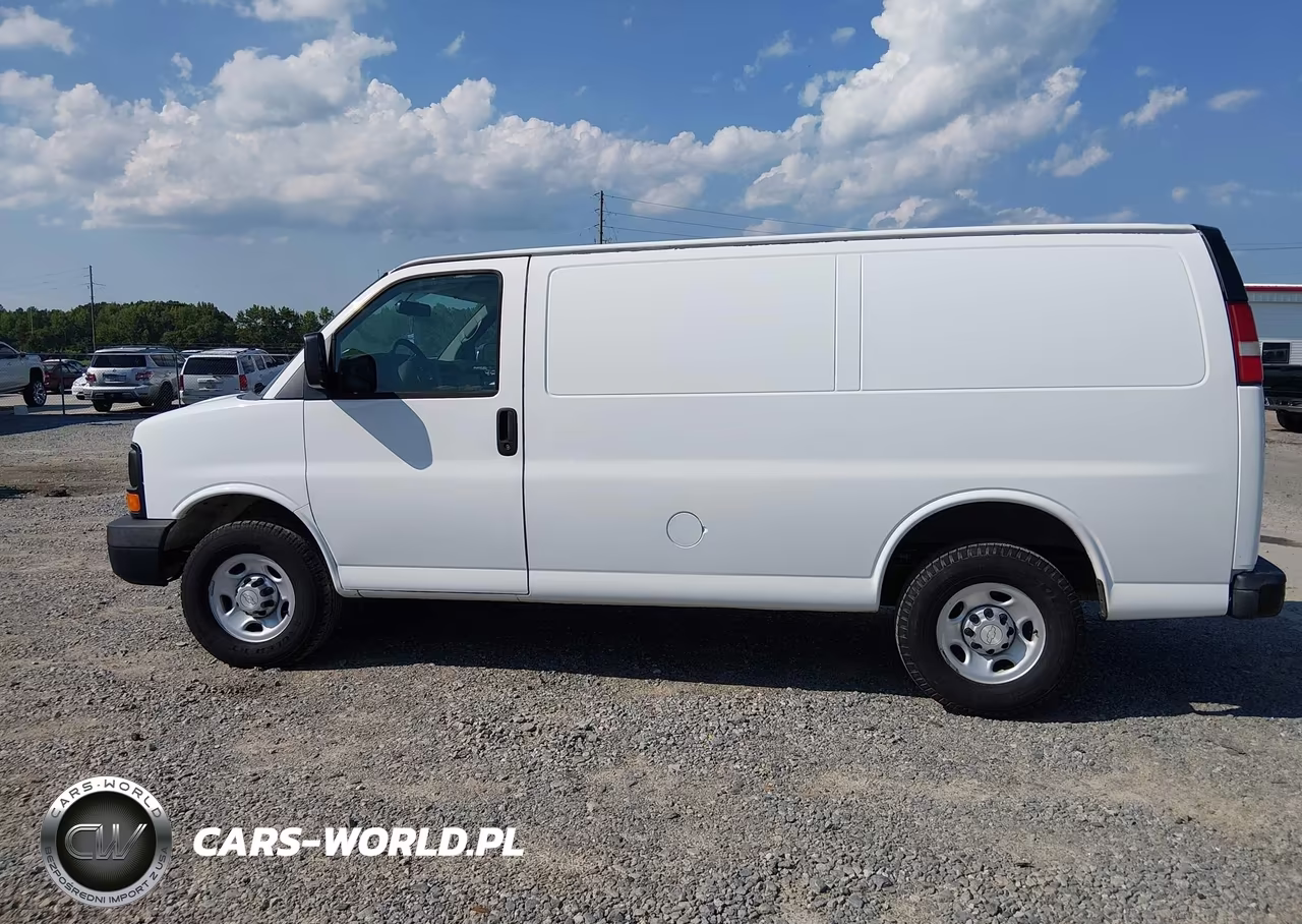 2015 Chevrolet Express 2500 Work Van VIN:1GCWGFCGXF1242959 - 14