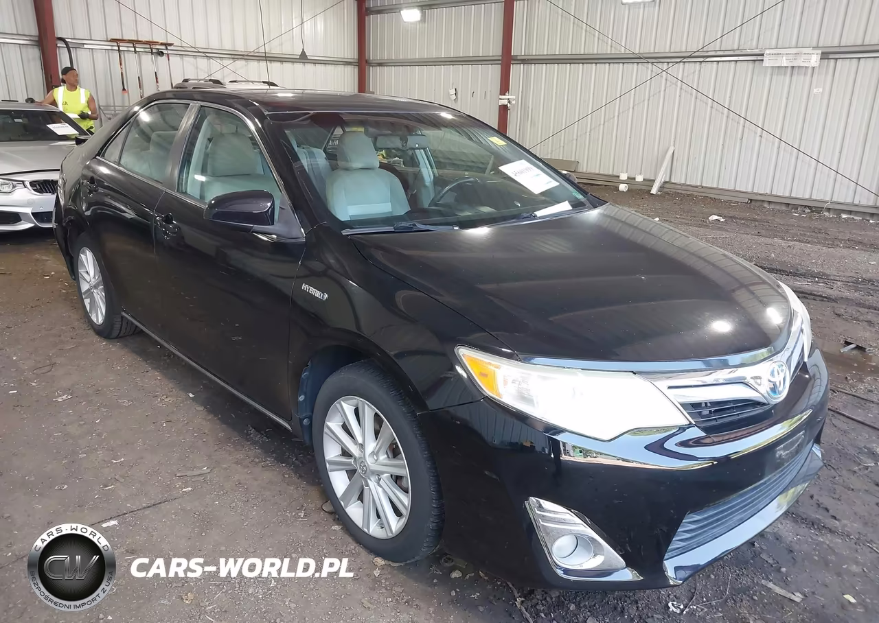 2013 Toyota Camry Hybrid Xle