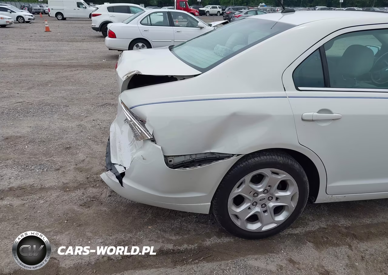2011 Ford Fusion Se VIN:3FAHP0HA3BR346452 - 11