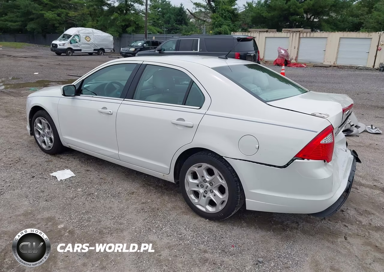 2011 Ford Fusion Se VIN:3FAHP0HA3BR346452 - 3