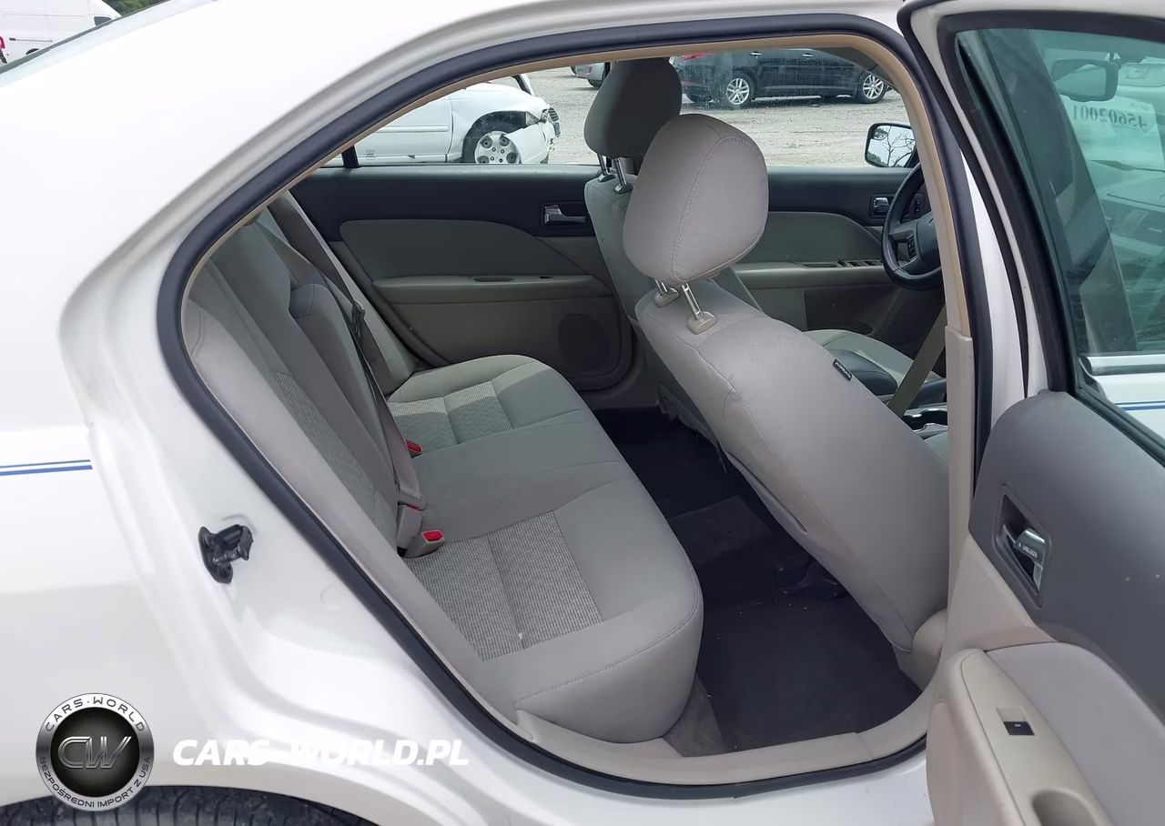 2011 Ford Fusion Se VIN:3FAHP0HA3BR346452 - 8
