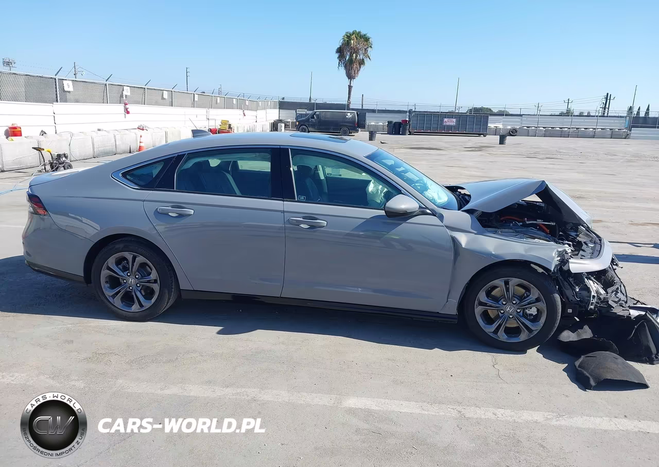 2025 Honda Accord Hybrid Ex-L VIN:1HGCY2F61SA071557 - 13