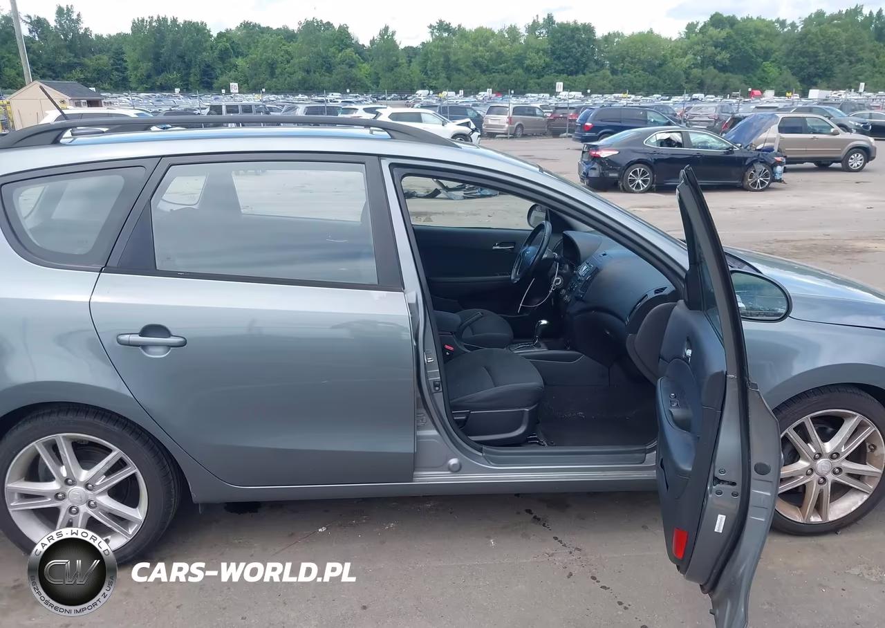 2010 Hyundai Elantra Touring Se VIN:KMHDC8AE8AU056601 - 5