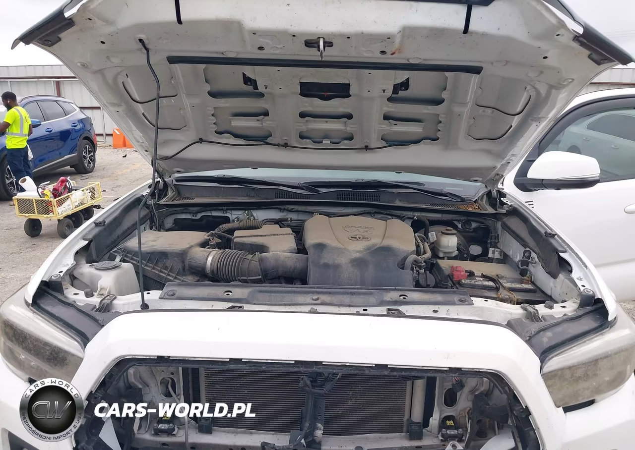 2021 Toyota Tacoma Trd Sport VIN:3TMCZ5AN0MM445528 - 10