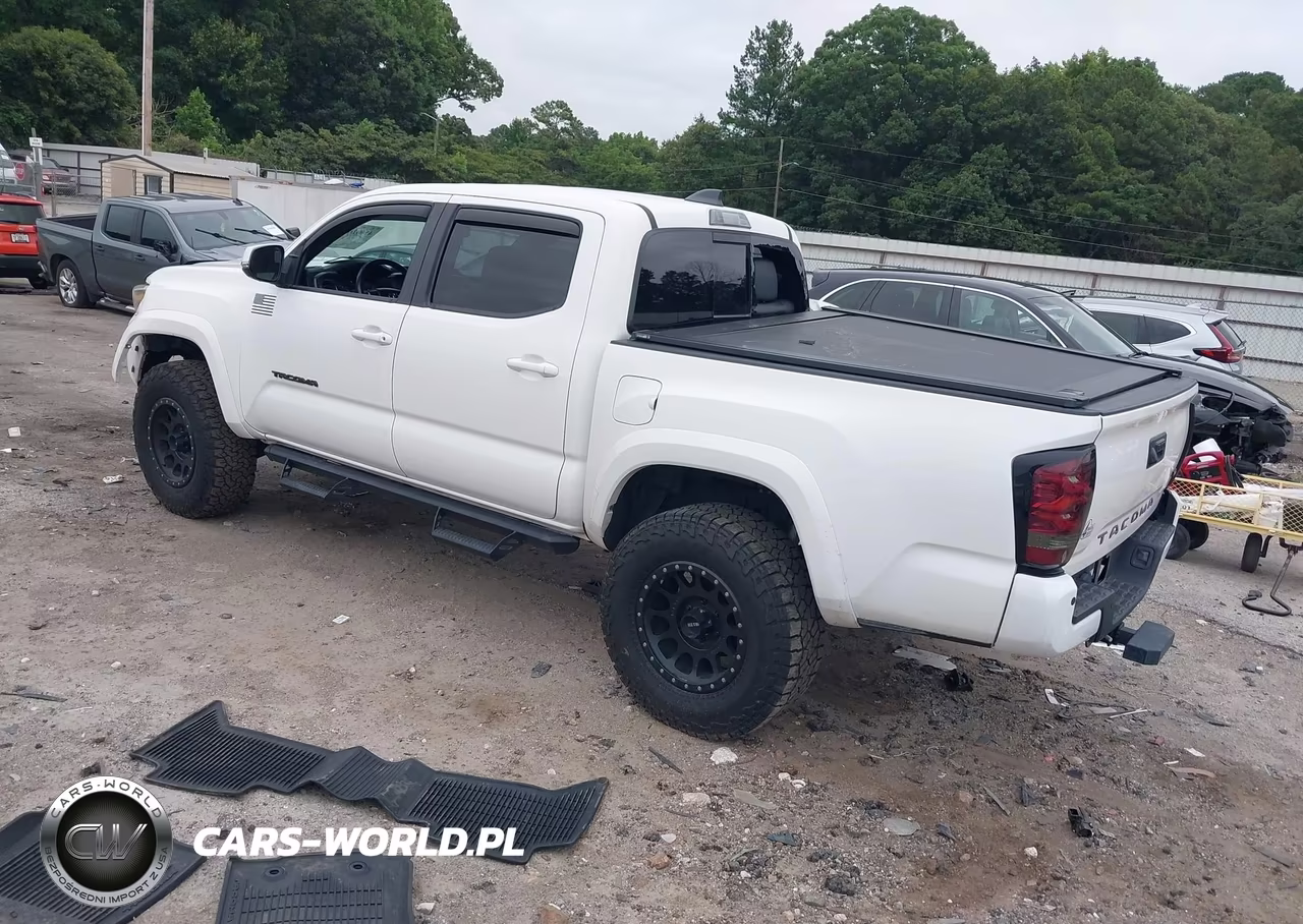 2021 Toyota Tacoma Trd Sport VIN:3TMCZ5AN0MM445528 - 3
