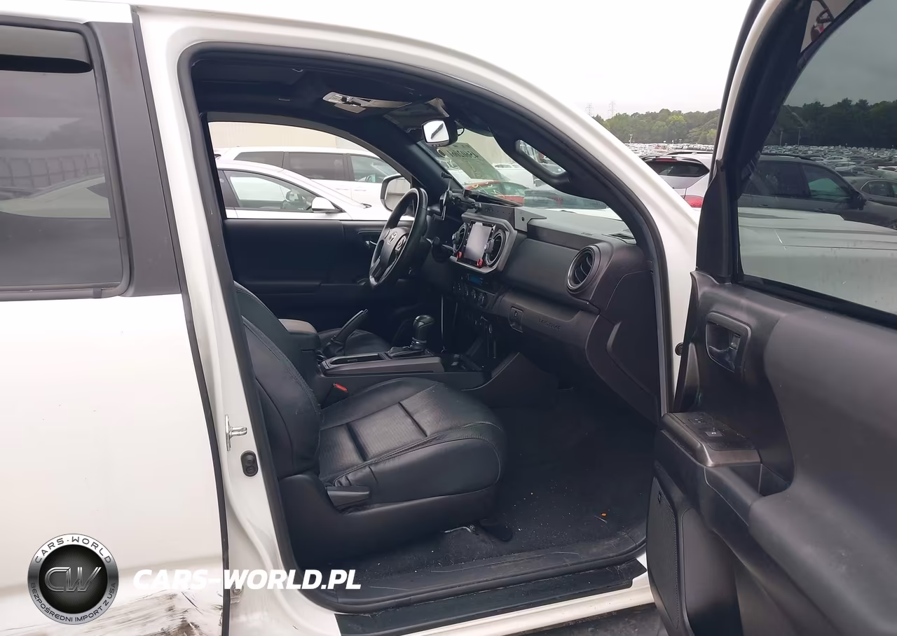2021 Toyota Tacoma Trd Sport VIN:3TMCZ5AN0MM445528 - 5