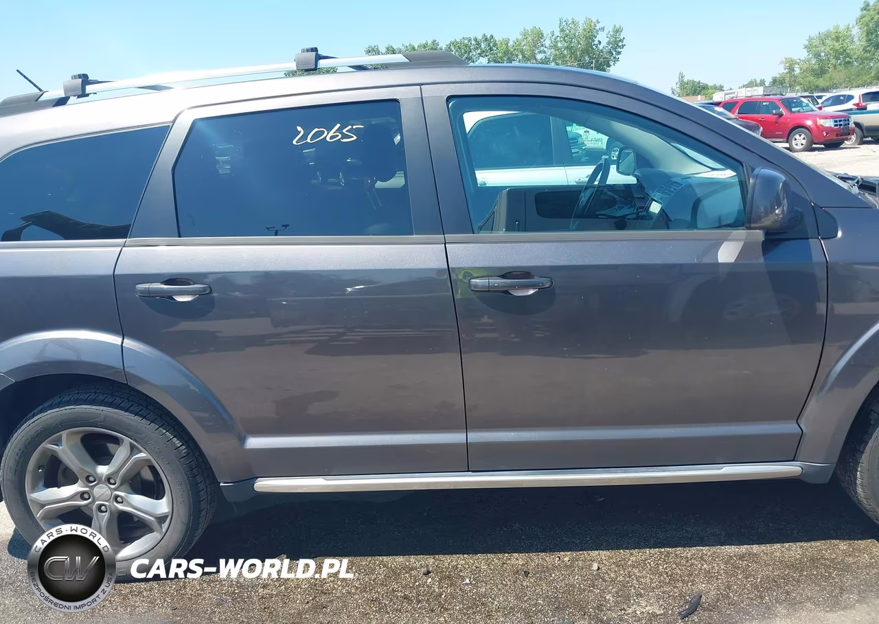 2017 Dodge Journey Crossroad Plus VIN:3C4PDCGB6HT612746 - 13