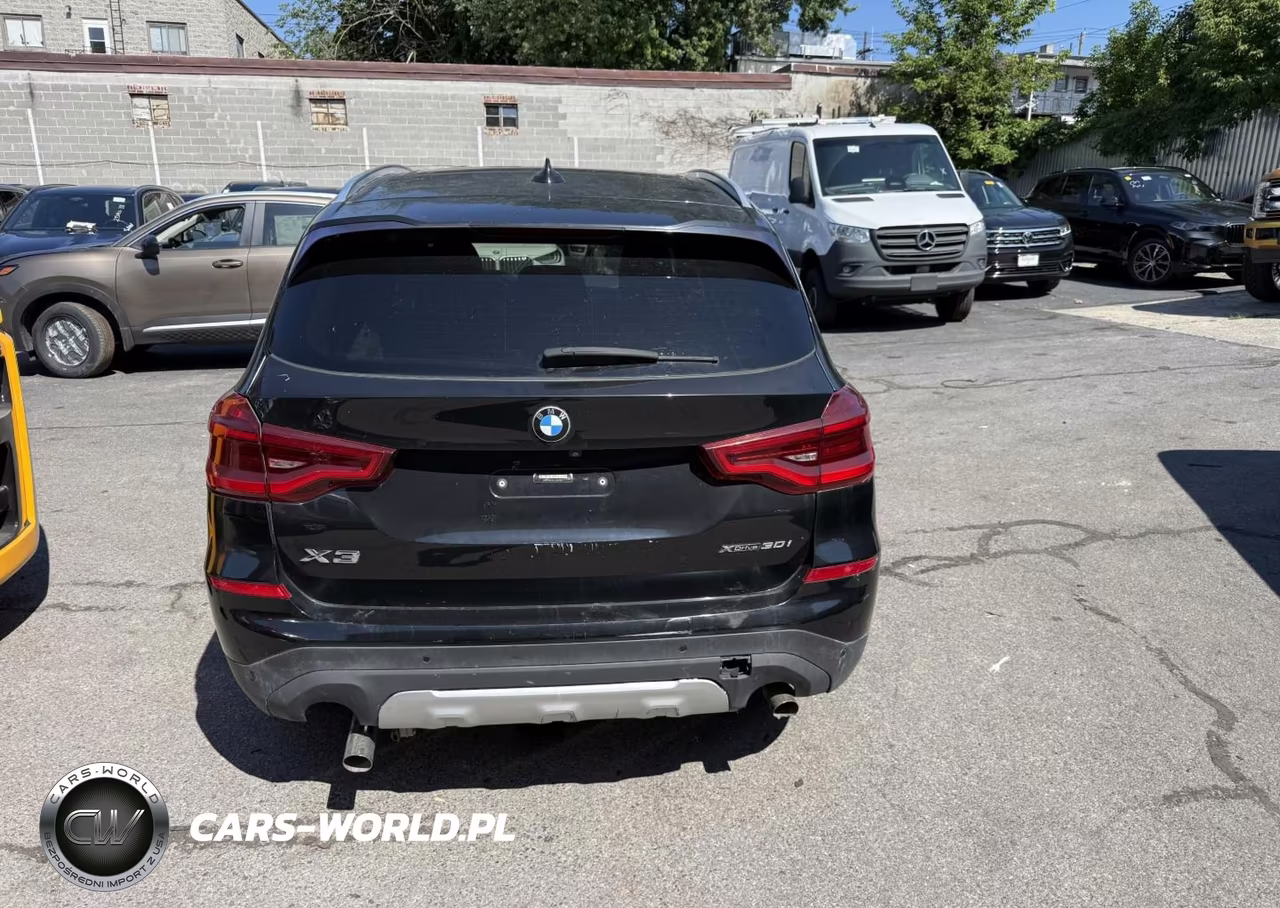 2019 BMW X3 xDrive30I VIN:5UXTR9C52KLR09467 - 12