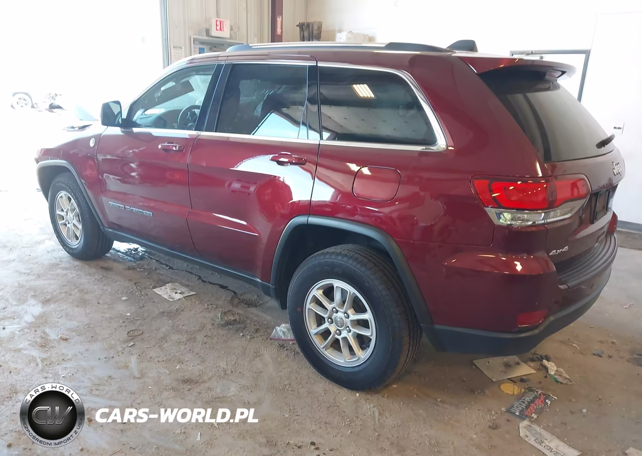 2020 Jeep Grand Cherokee Laredo E 4X4 VIN:1C4RJFAG1LC290075 - 3
