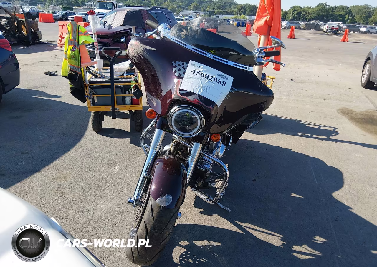 2010 Harley-Davidson Flhx VIN:1HD1KB416AB634656 - 5
