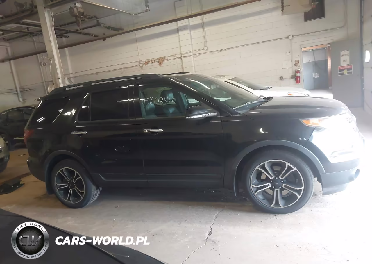 2014 Ford Explorer Sport VIN:1FM5K8GT2EGC15209 - 13