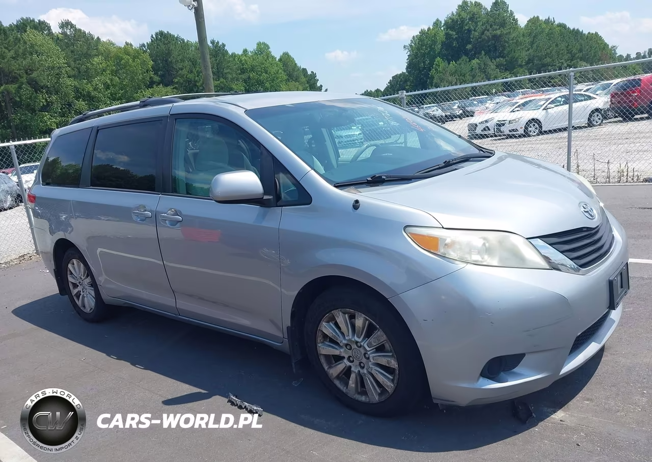 2011 Toyota Sienna Le VIN:5TDJK3DC8BS020842 - 13